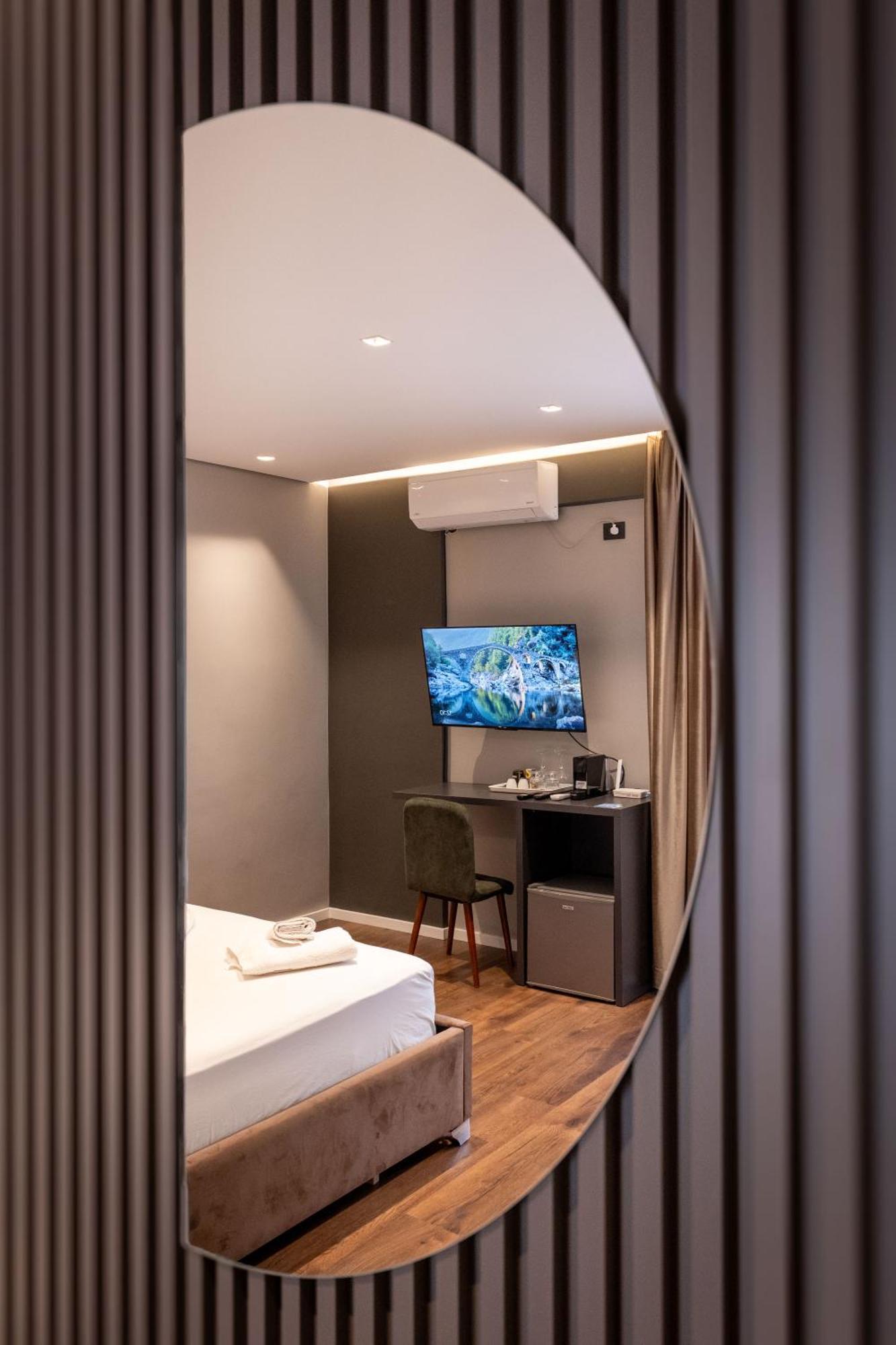 Erioni Hotel Sarandë Quarto foto